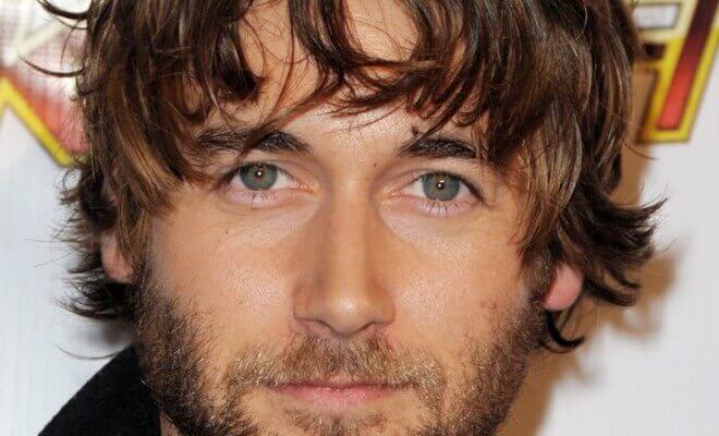 Shaggy Hairstyles For Men-1359