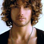 The Best Curly Hairstyles for Men-1460